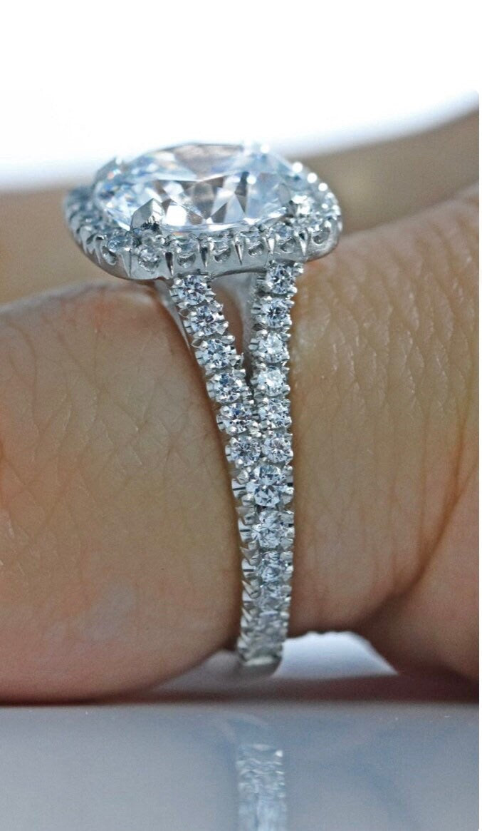 Clarté Divine Ring