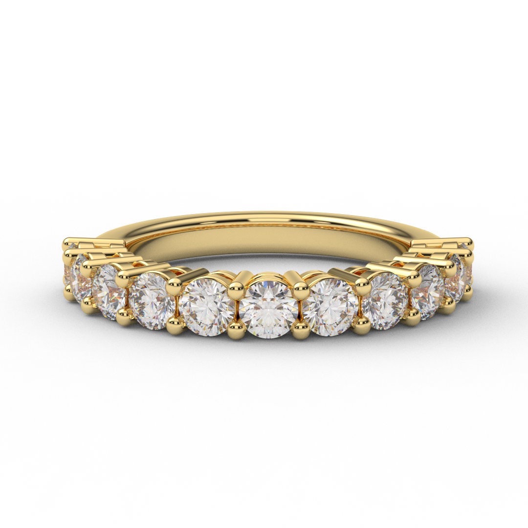 Clairvelle Diamond Band