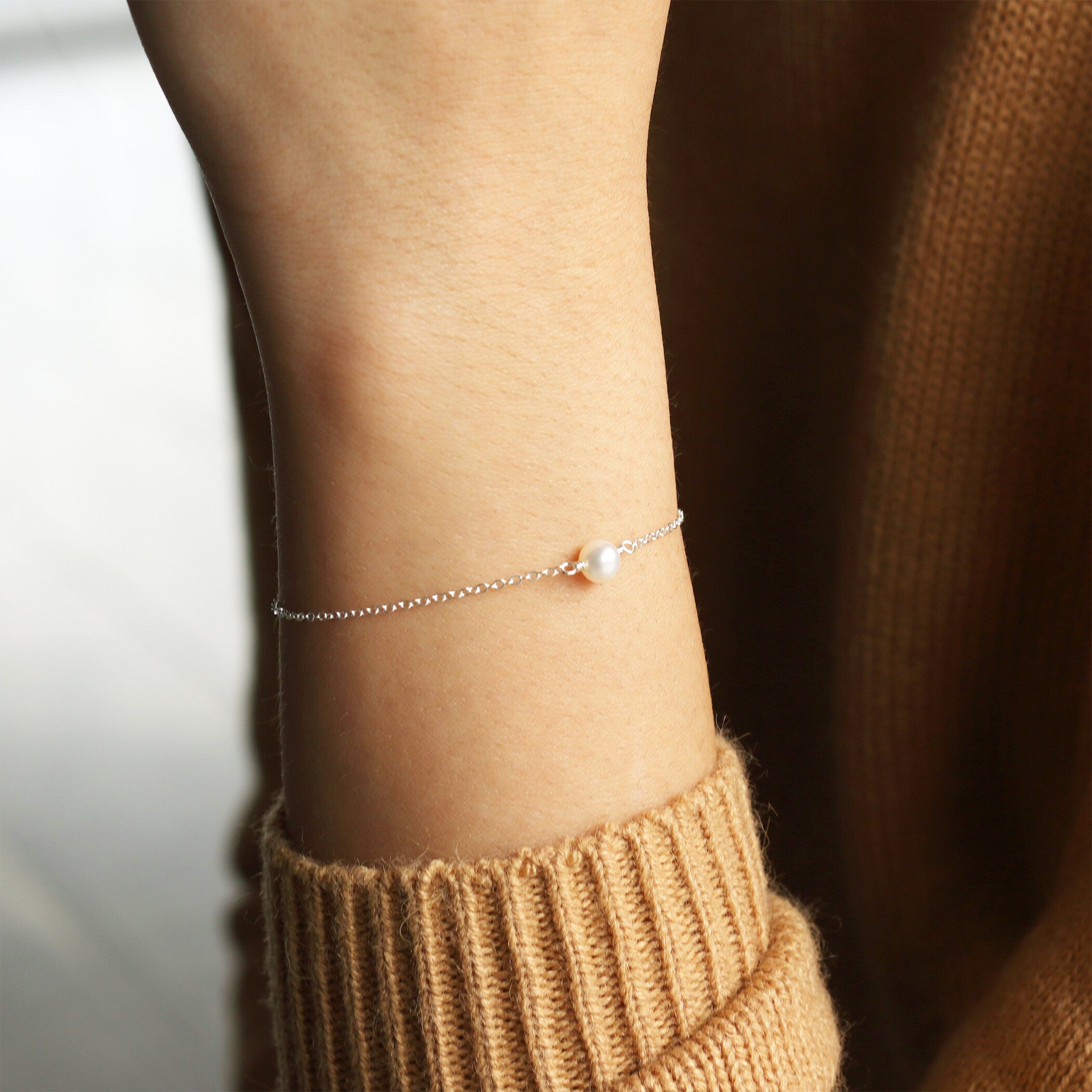 Perla Fine Pearl Bracelet