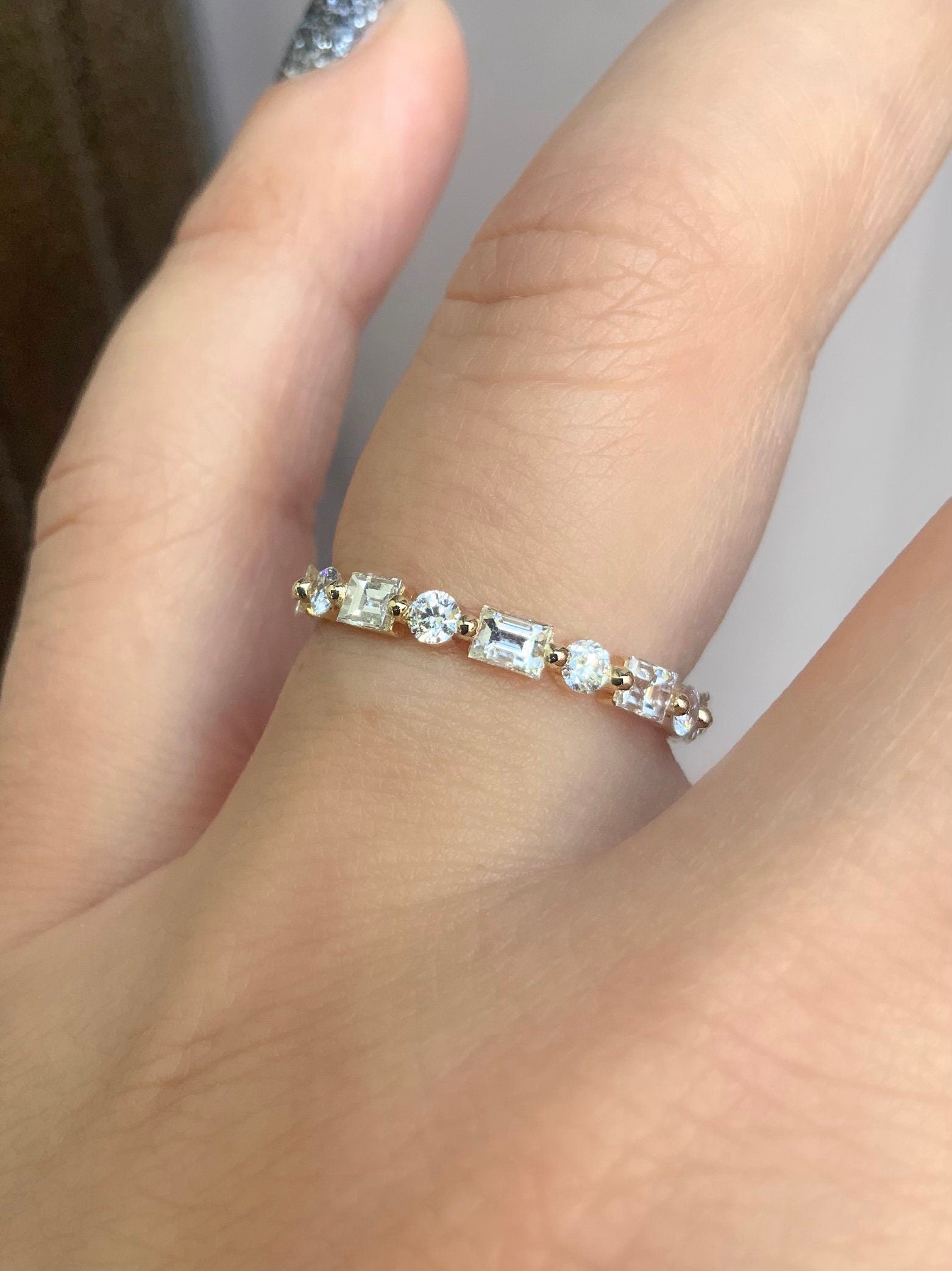 Marquise Moderne Diamond Band