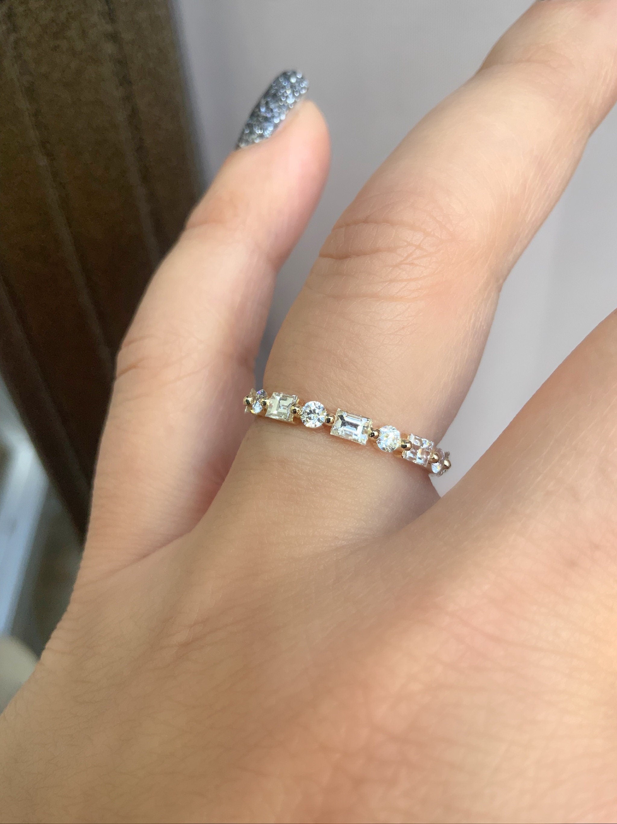 Marquise Moderne Diamond Band
