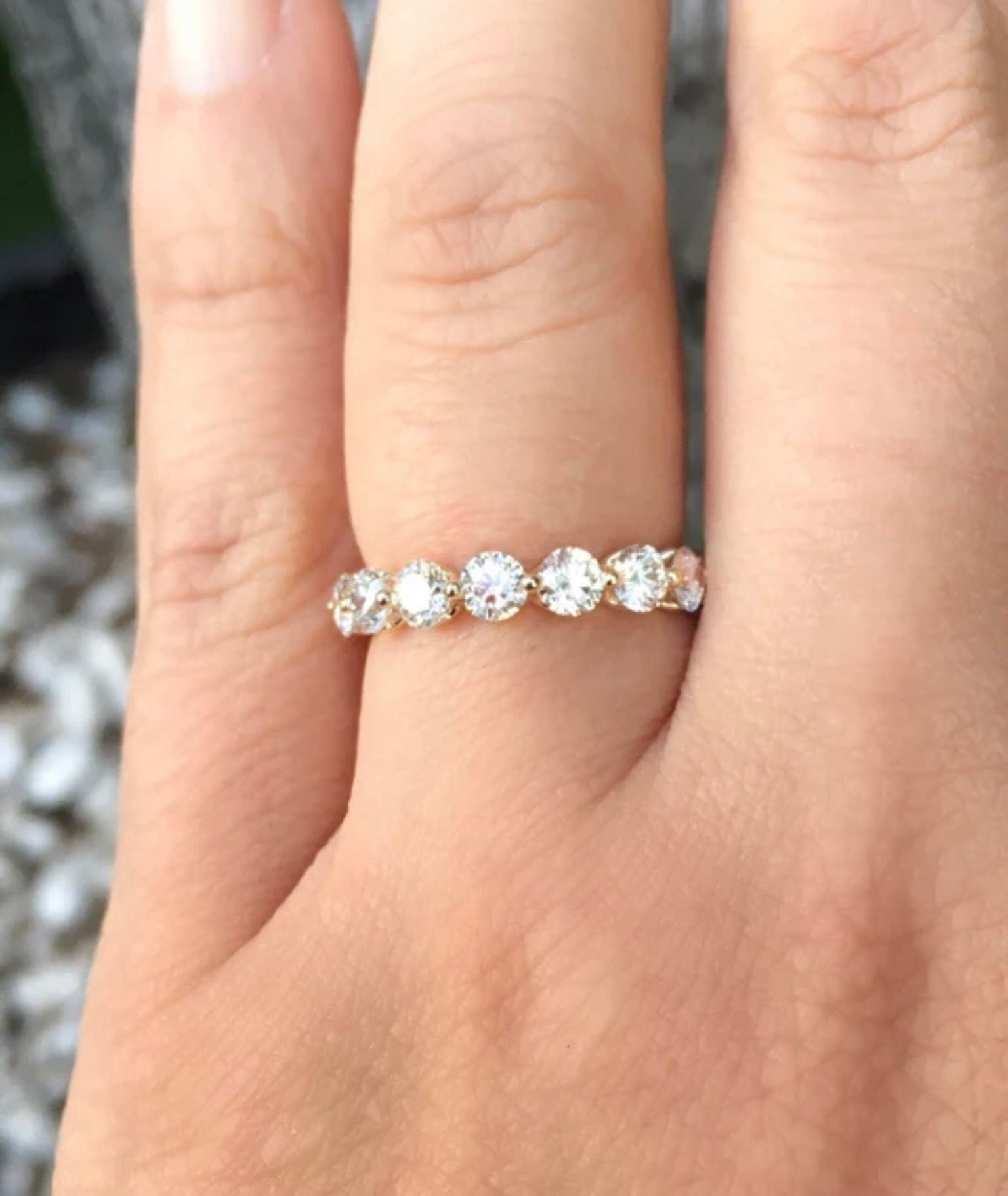 Lumière Flottante Diamond Band