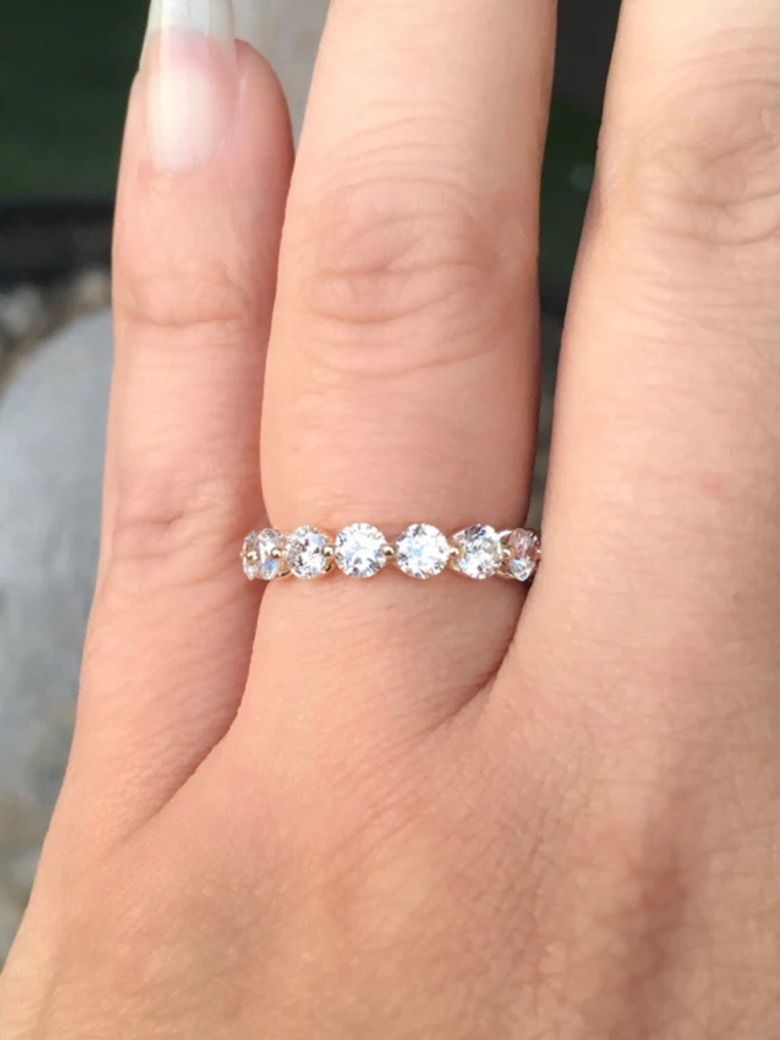 Lumière Flottante Diamond Band