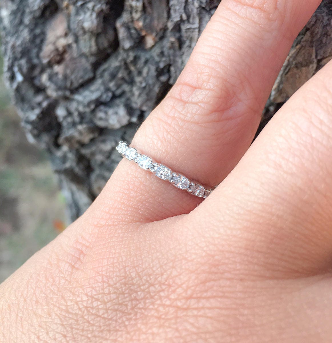 Lys Marquise Diamond Band