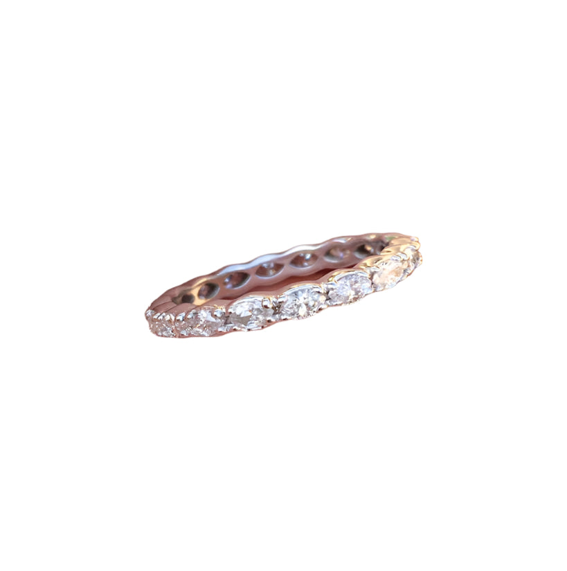 Lys Marquise Diamond Band