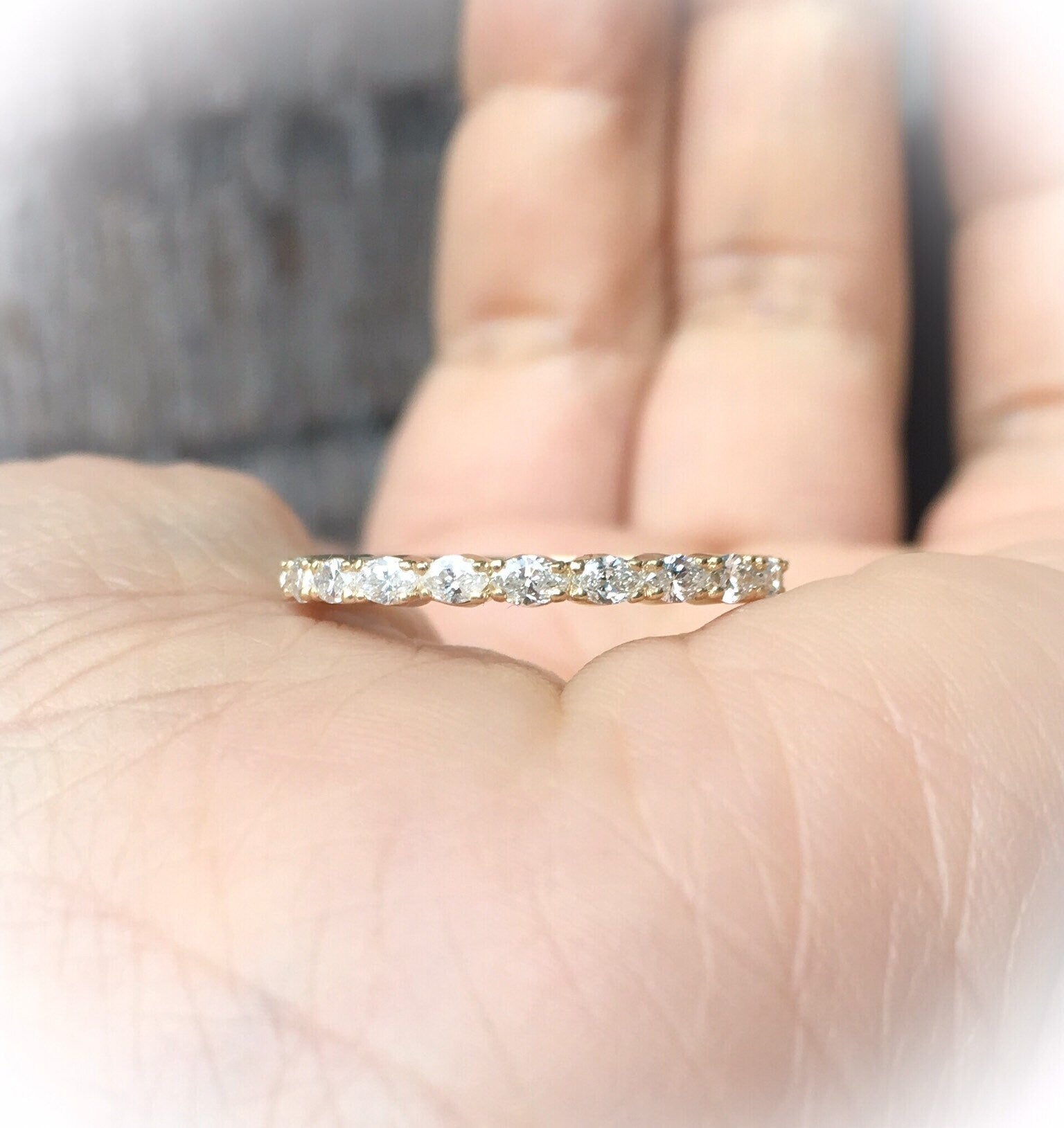 Lys Élancée Diamond Band