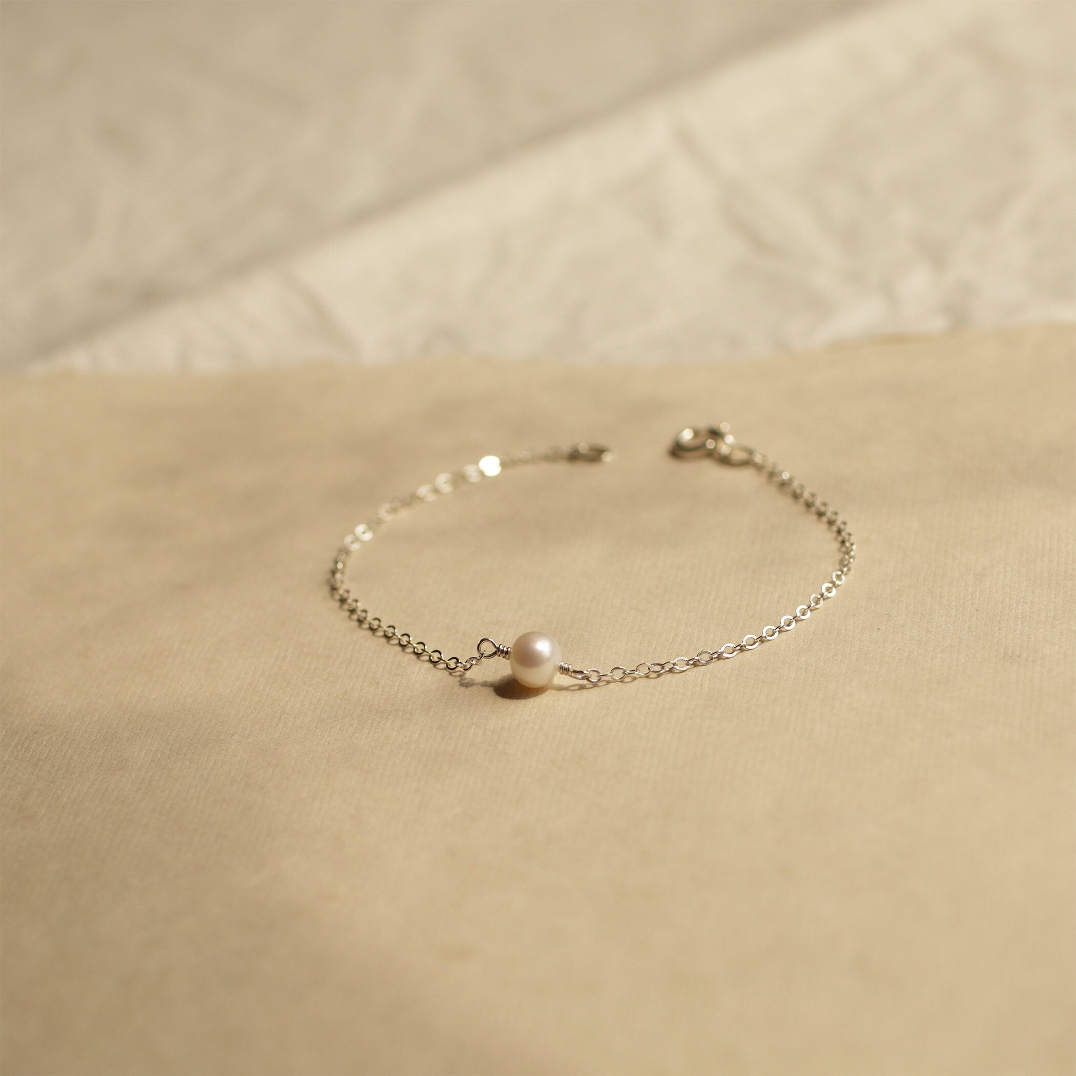 Perla Fine Pearl Bracelet