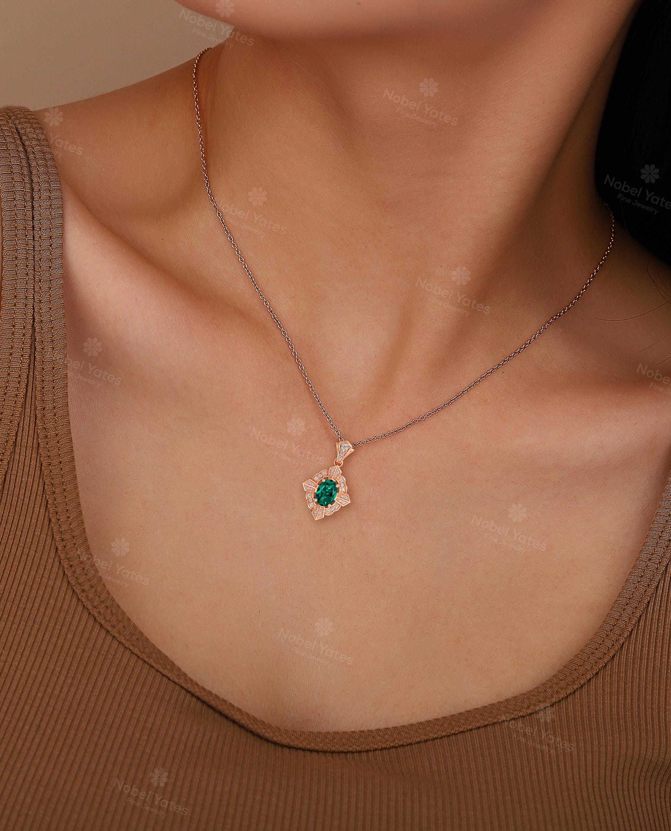 Émeraude Royale Necklace